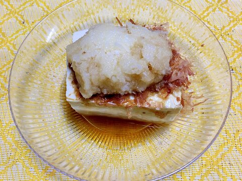 湯豆腐を飾りつけたスッキリする気がする豆腐レシピ